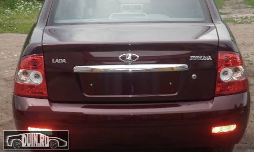 Лада 2170 Приора седан Портвейн Код 192 темно-вишневый металлик, вид сзади, багажник