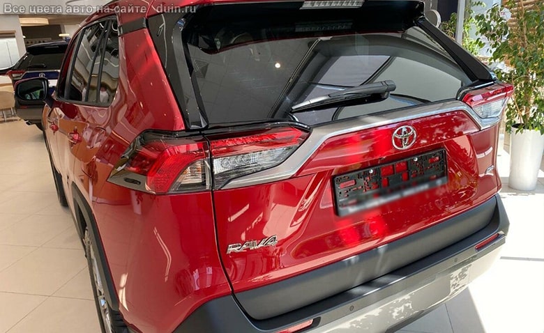Toyota RAV4 Красного цвета